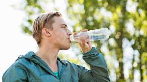 Lang houdbaar drinkwater: essentieel voor je noodpakket